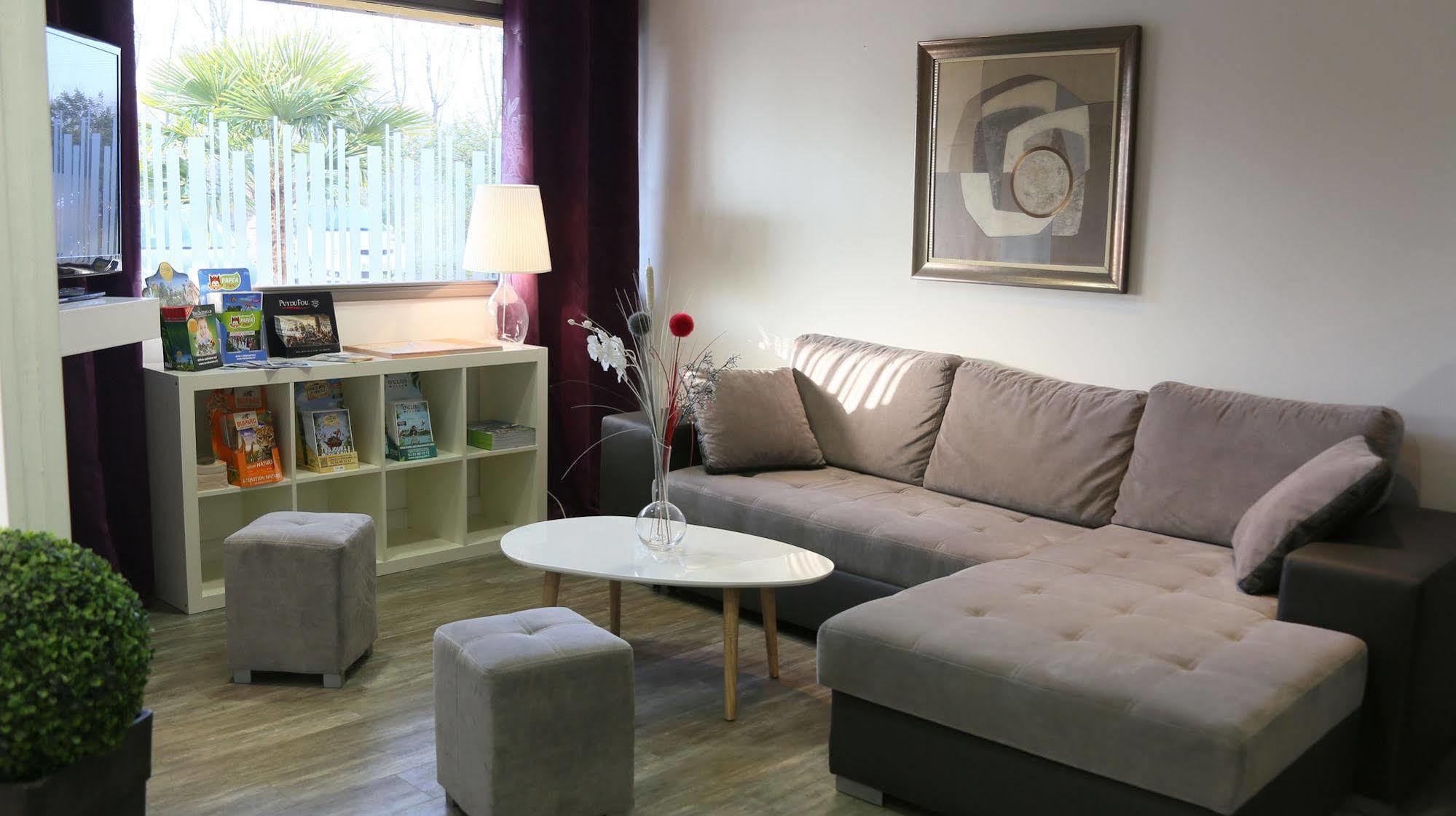 Atoll Hotel Logis Angers, Beaucouzé Zewnętrze zdjęcie