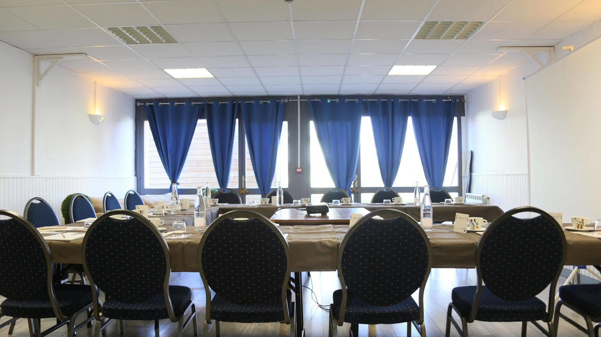 Atoll Hotel Logis Angers, Beaucouzé Zewnętrze zdjęcie
